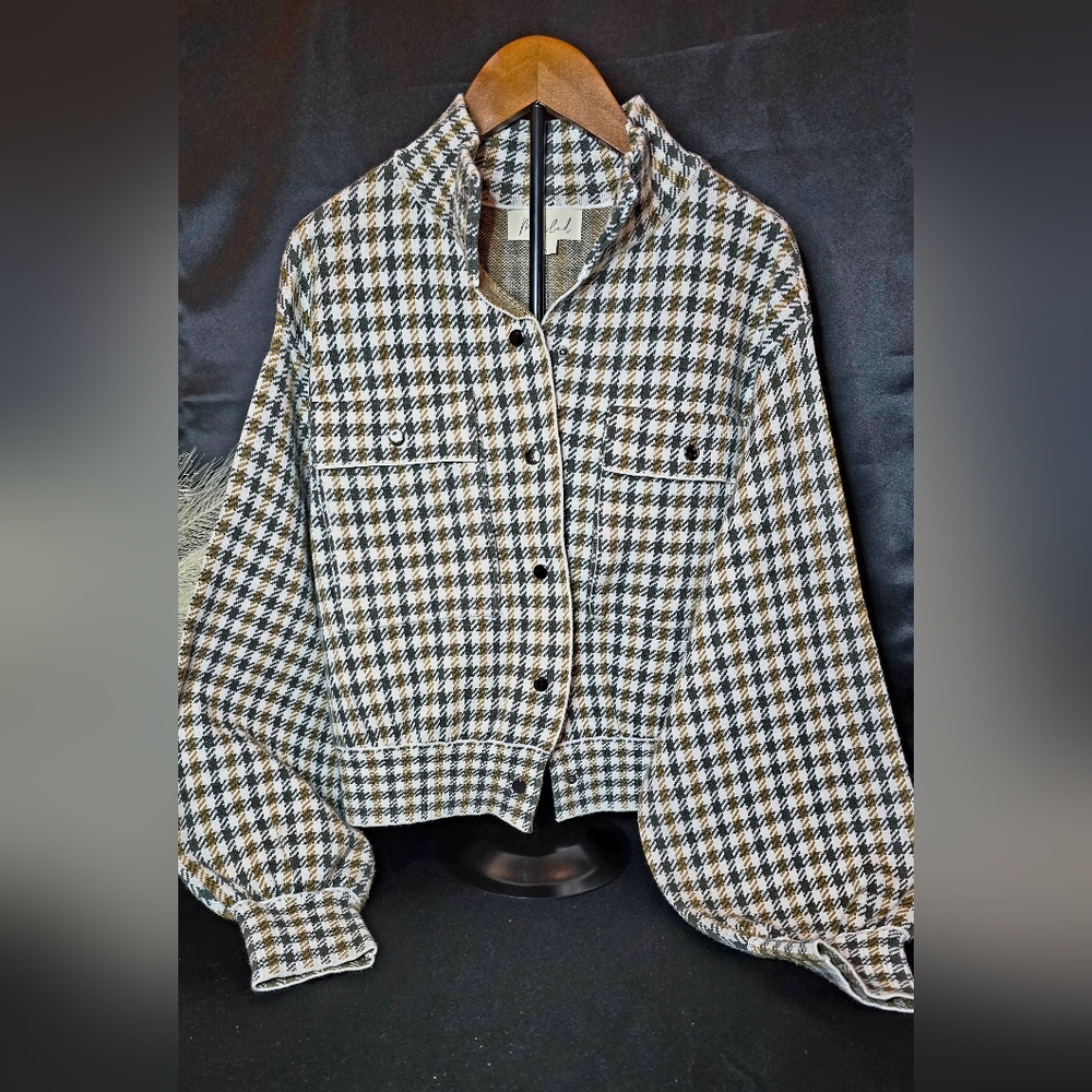 Houndstooth Patterned Jacket - image 3